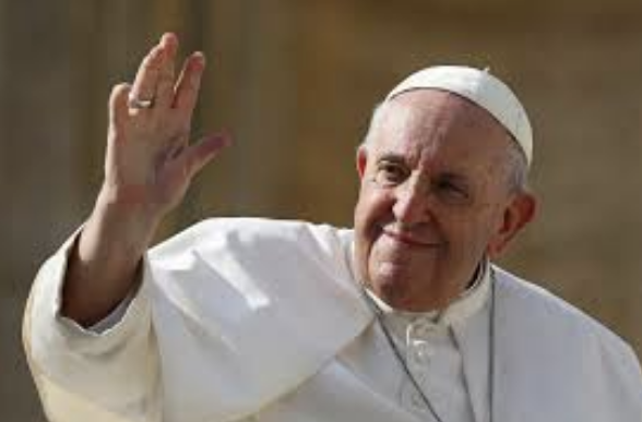 Video showing Pope Francis with three hands, AI-generated